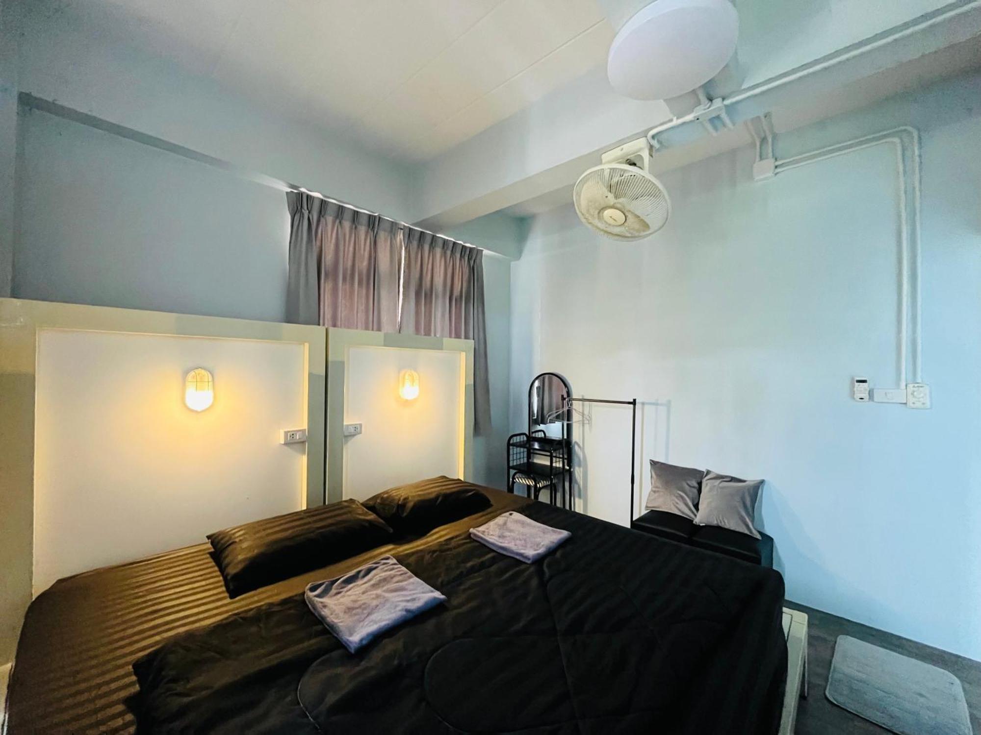 Patone Hostel Phra Nakhon Si Ayutthaya Exterior photo