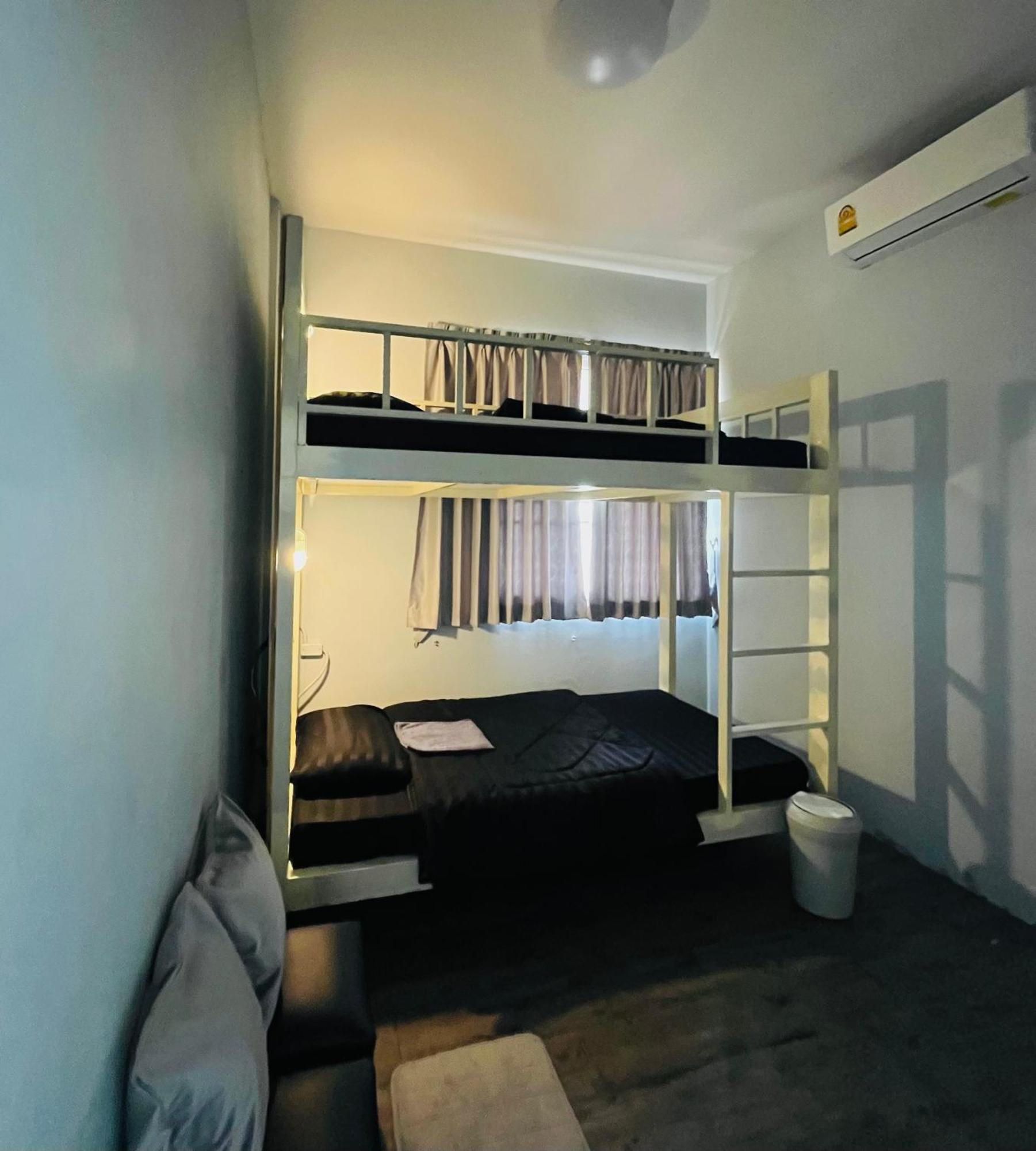 Patone Hostel Phra Nakhon Si Ayutthaya Exterior photo